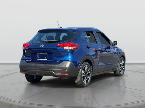 Used 2020 Nissan Kicks SV image 6