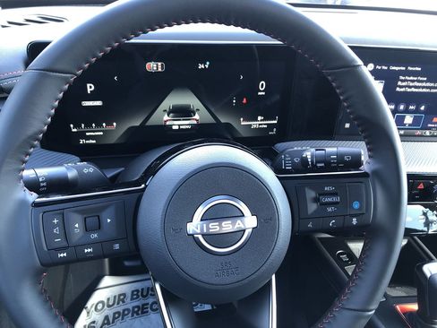 New 2026 Nissan Kicks SR w/ Cold Weather Package image 23