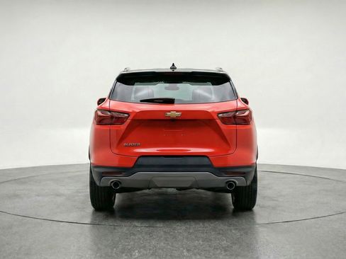Used 2025 Chevrolet Blazer LT FWD image 7