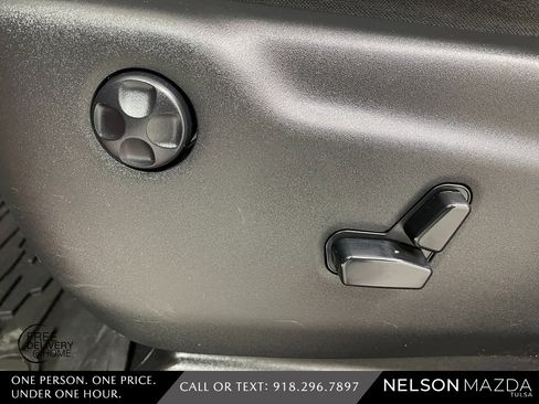 Used 2020 Jeep Grand Cherokee Trailhawk image 18