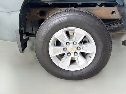 Used 2025 Chevrolet Silverado 1500 LT image 33