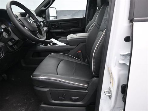 New 2025 Jeep Wagoneer S Limited image 12