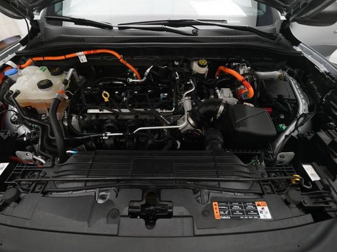 Used 2024 Ford Escape ST-Line w/ Equipment Group 301A FWD image 3