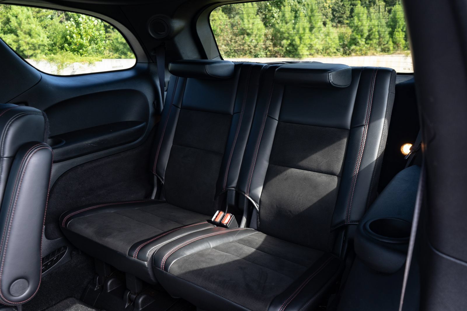 Used 2022 Dodge Durango R/T w/ Blacktop Package RWD image 20