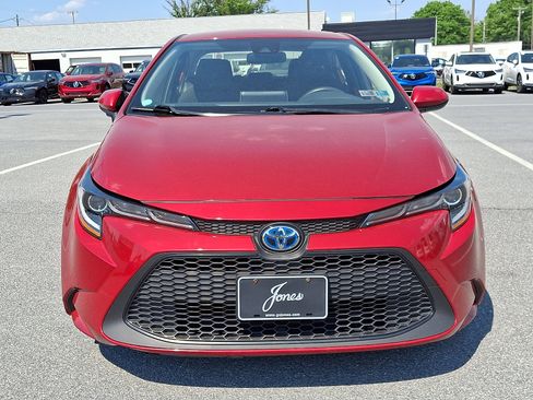 Used 2021 Toyota Corolla LE w/ Carpet Mat Package (TMS) FWD image 2