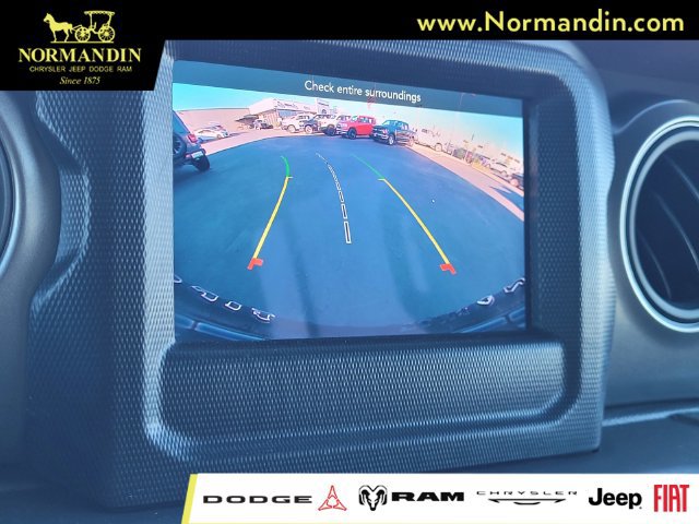 Used 2023 Jeep Wrangler Unlimited AWD/4WD image 10