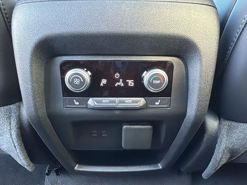 New 2026 GMC Acadia Denali image 28