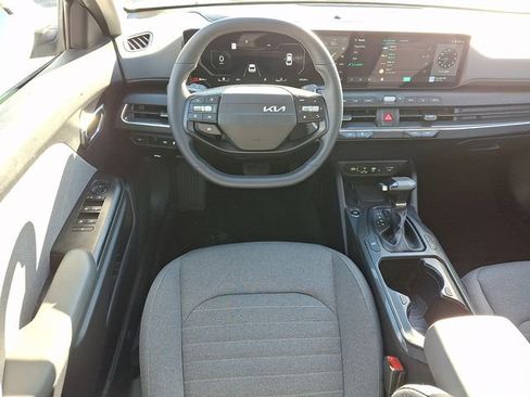 Certified 2025 Kia K4 EX image 13