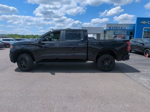 Used 2025 Chevrolet Silverado 1500 Custom Trail Boss w/ Dark Appearance Package AWD/4WD image 31