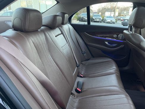 Used 2017 Mercedes-Benz E 300 4MATIC image 26
