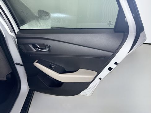 Used 2023 Honda Accord EX image 28