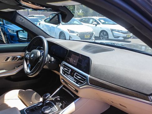Used 2021 BMW 330e w/ Convenience Package RWD image 21