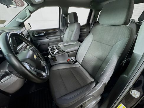 Used 2024 Chevrolet Silverado 1500 LT image 13