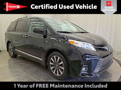Certified 2020 Toyota Sienna XLE image 1