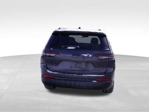 New 2025 Jeep Grand Cherokee L Limited w/ Black Appearance Package image 4