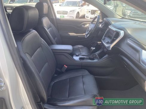 Used 2017 GMC Acadia SLT FWD image 11
