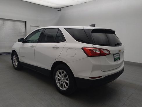 Used 2019 Chevrolet Equinox LS w/ LS Convenience Package AWD/4WD image 5