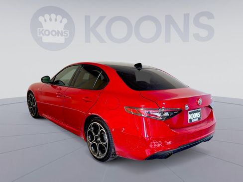 Used 2024 Alfa Romeo Giulia Ti image 4