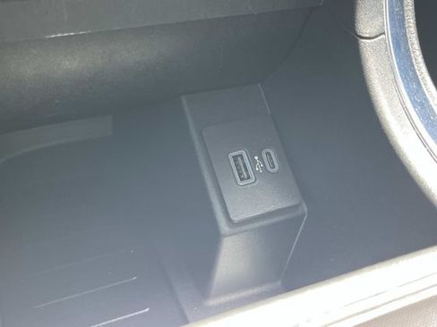 Used 2024 Ford Edge Titanium w/ Equipment Group 301A AWD/4WD image 39