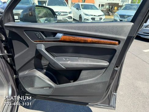 Used 2018 Audi Q5 2.0T Premium Plus w/ Premium Plus Package AWD/4WD image 17