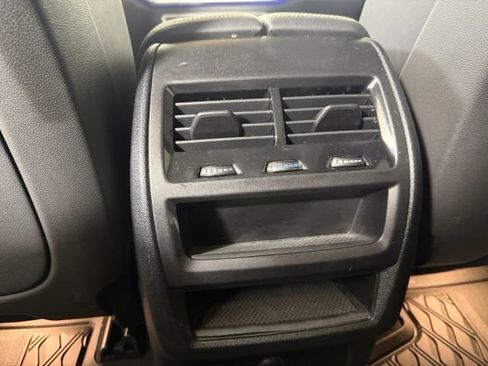 Used 2023 BMW X5 sDrive40i w/ M Sport Package RWD image 25