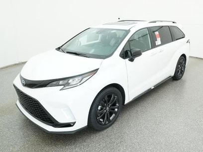 New 2025 Toyota Sienna XSE
