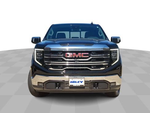 Used 2024 GMC Sierra 1500 SLT AWD/4WD image 3