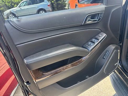 Used 2018 Chevrolet Tahoe LT AWD/4WD image 16