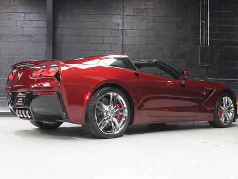 Used 2018 Chevrolet Corvette Stingray Coupe image 16