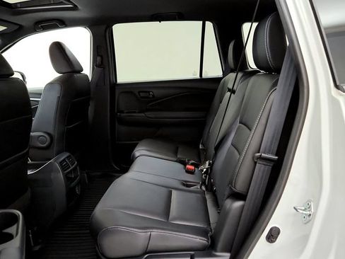 Used 2023 Honda Passport EX-L image 21