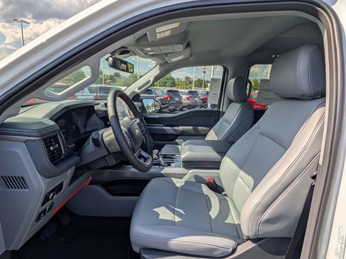 New 2025 Ford F150 Lightning Flash image 13