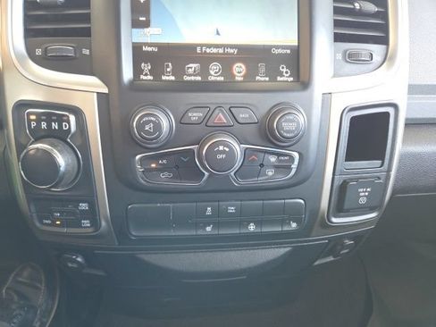 Used 2015 RAM 1500 Classic SLT w/ Luxury Group AWD/4WD image 52