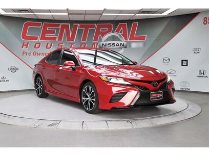 Used 2019 Toyota Camry SE