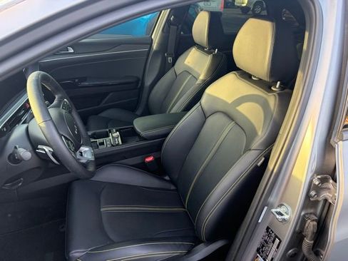 Certified 2025 Kia K5 GT w/ GT1 Package image 3