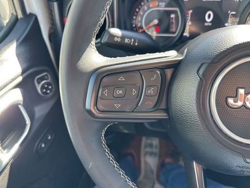 Certified 2025 Jeep Wrangler Unlimited Rubicon image 21