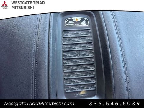 Used 2019 Cadillac Escalade ESV Premium Luxury w/ Escalade Sport Edition image 25