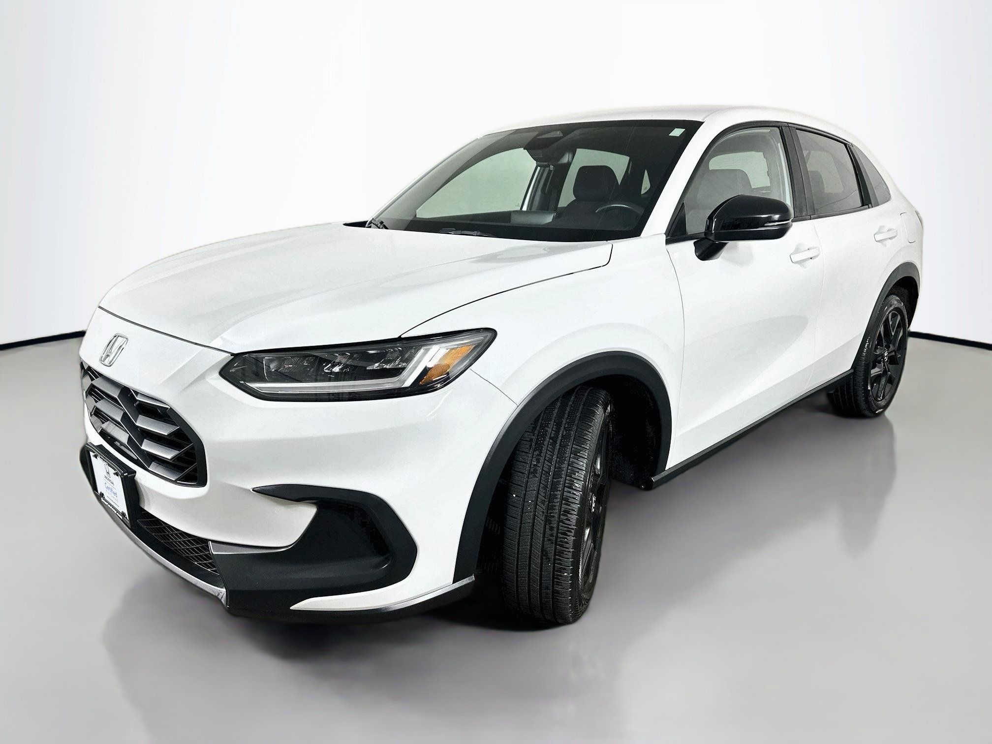 Used 2024 Honda HR-V Sport image 3
