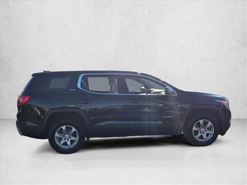 Used 2018 GMC Acadia SLE w/ LPO, Cargo Package FWD image 4