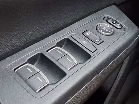 Used 2023 Honda CR-V EX-L image 11
