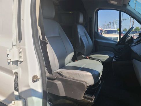 Used 2017 Ford Transit 250 130 Low Roof image 12