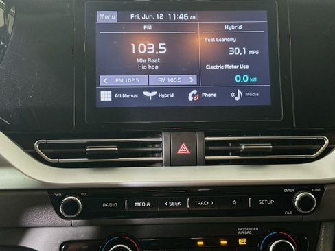 Used 2022 Kia Niro LX FWD image 23