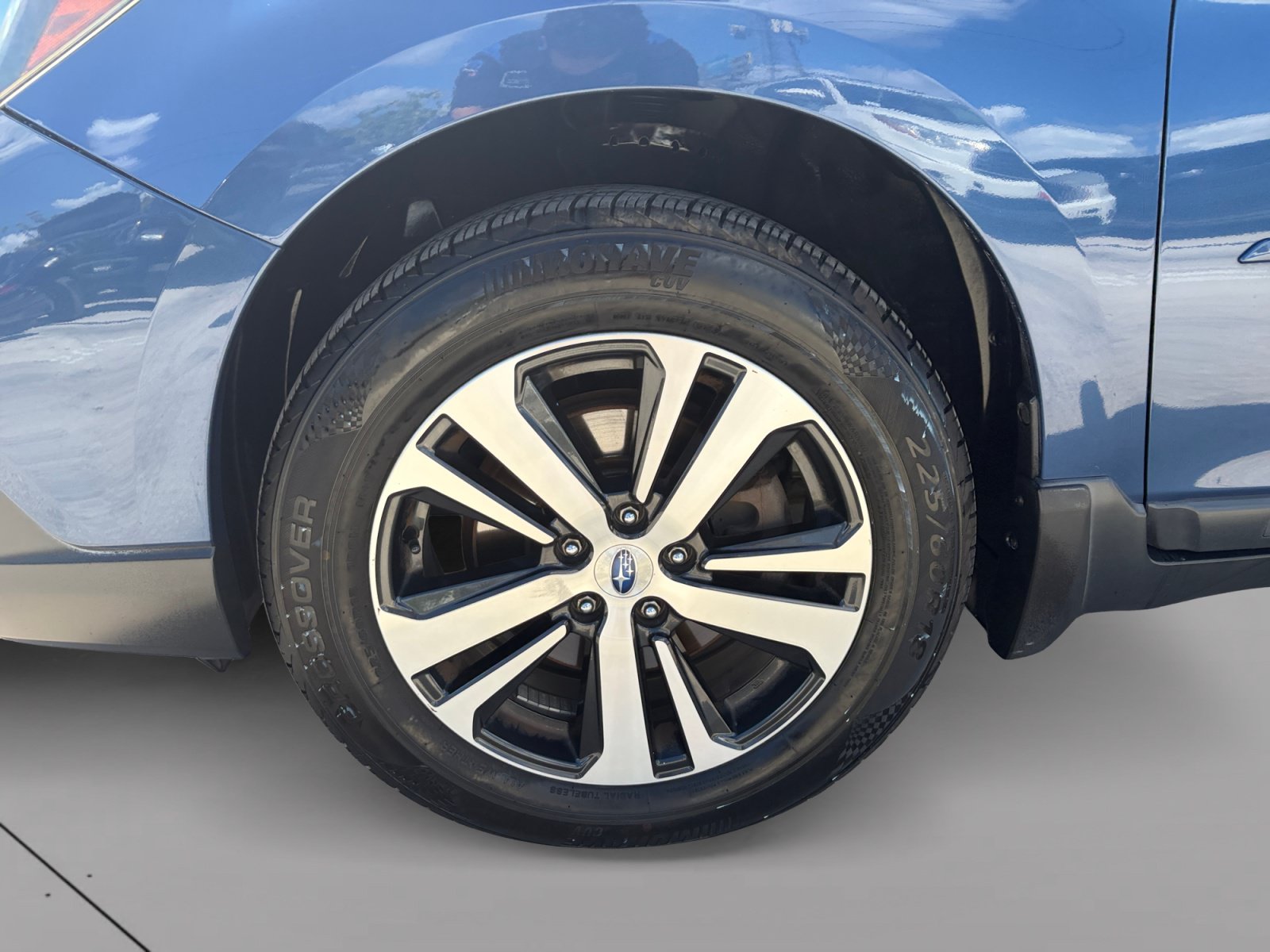 Used 2019 Subaru Outback 3.6R Limited AWD/4WD image 9