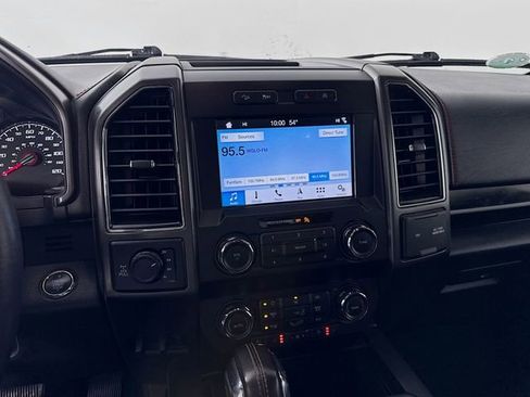 Used 2019 Ford F150 Lariat image 15