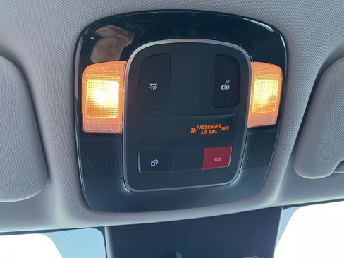 Certified 2025 Hyundai Sonata SE FWD image 34