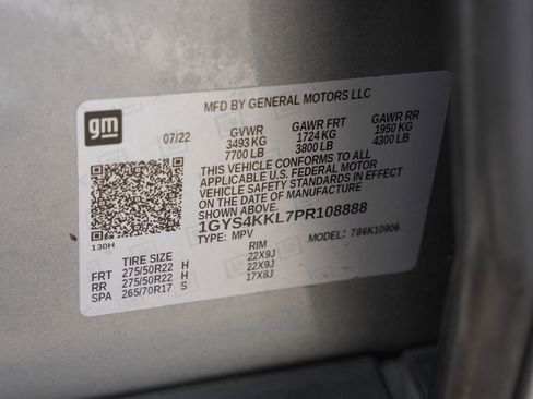 Used 2023 Cadillac Escalade ESV Premium Luxury image 32