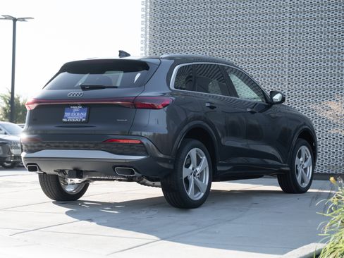 New 2025 Audi Q5 Premium Plus image 4