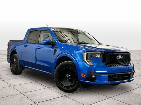 Certified 2025 Ford Maverick Lobo AWD/4WD image 2