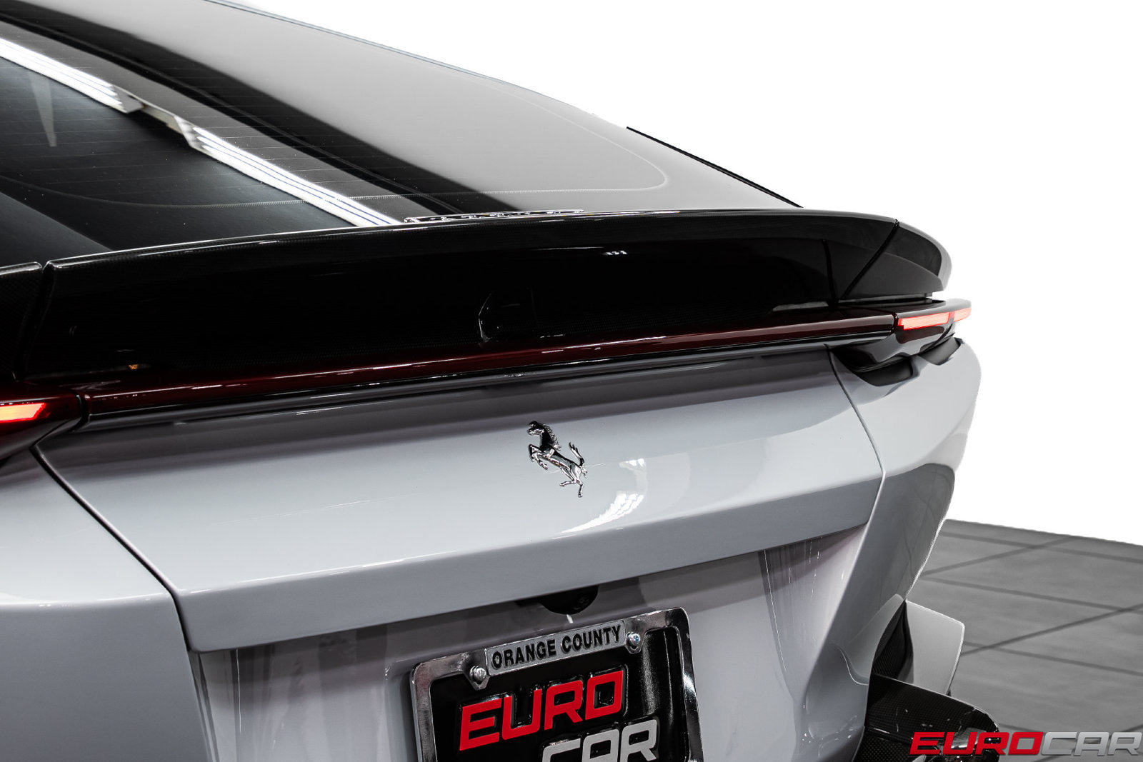 Used 2025 Ferrari 12Cilindri RWD image 25