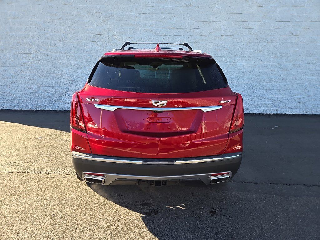 Certified 2023 Cadillac XT5 Premium Luxury w/ Technology Package FWD image 7