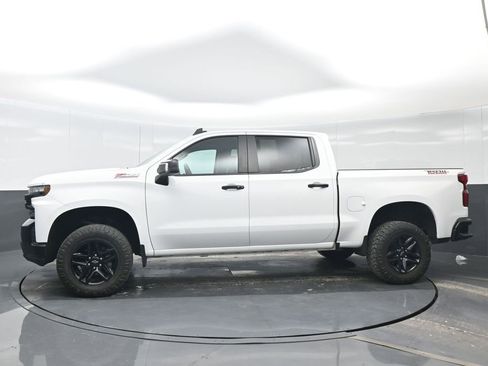 Used 2021 Chevrolet Silverado 1500 LT Trail Boss w/ Convenience Package II AWD/4WD image 3